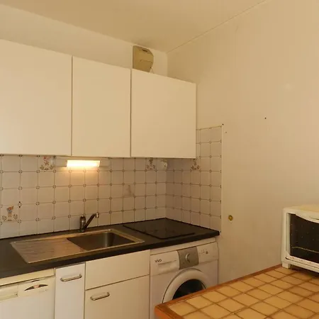Le Lavandou, 2 Pieces, 4 Personnes - Fr-1-251-683 Apartment *